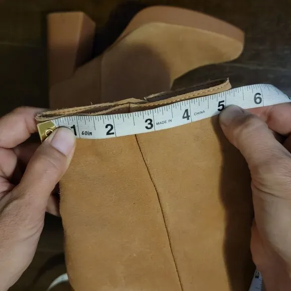 NEW Naturalizer Booties Womens 9 Neutral Tan Suede Retro Chic Boho Comfort