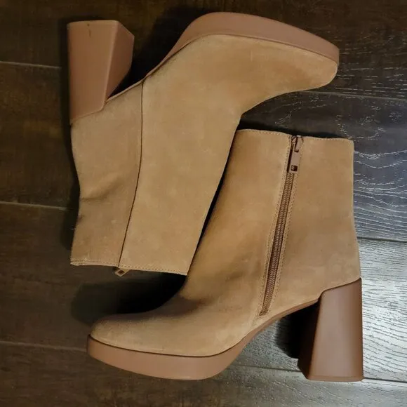 NEW Naturalizer Booties Womens 9 Neutral Tan Suede Retro Chic Boho Comfort
