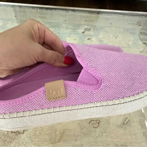 NEW UGG Women Delu Purple Slip On Sneaker size 7.5