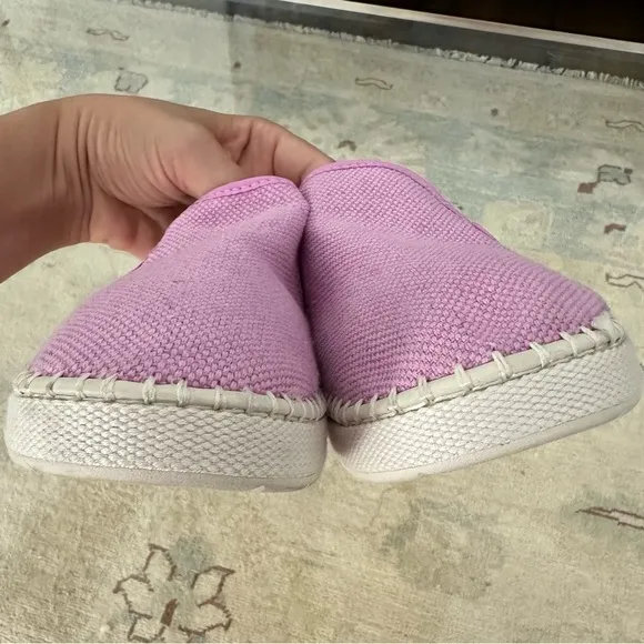 NEW UGG Women Delu Purple Slip On Sneaker size 7.5