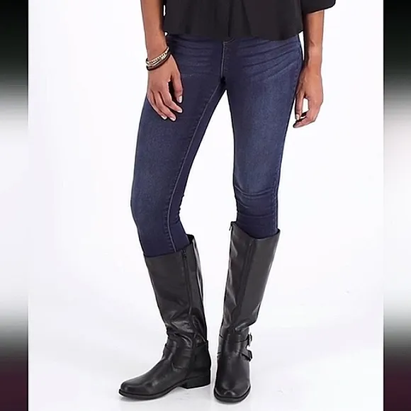 New w/Box Style &amp; Co Marliee Faux Leather Black Mid-High Riding Boots Size 6