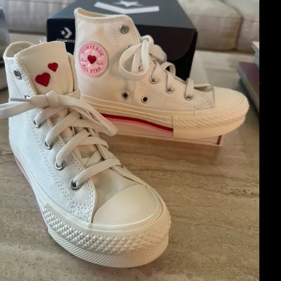 NIB CHUCK TAYLOR ALL STAR EVA LIFT - Size 1