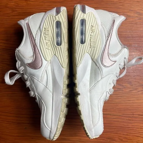 NIKE Air Max Women’s Sz 7 Excee Lea Sneakers White Pink