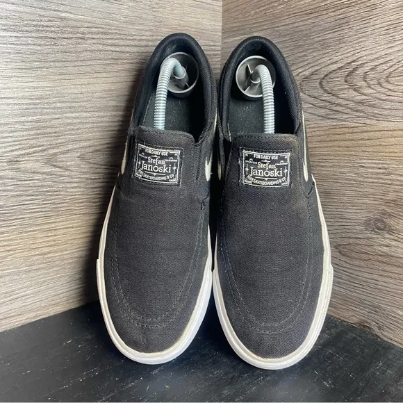Nike sb Stefan janoski black slip on