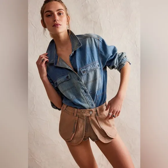 NWOT Free People Prince Street Denim Micro Shorts Size 30