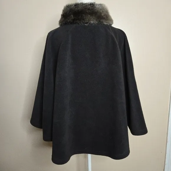 Parkhurst Fur Lined Fleece Poncho