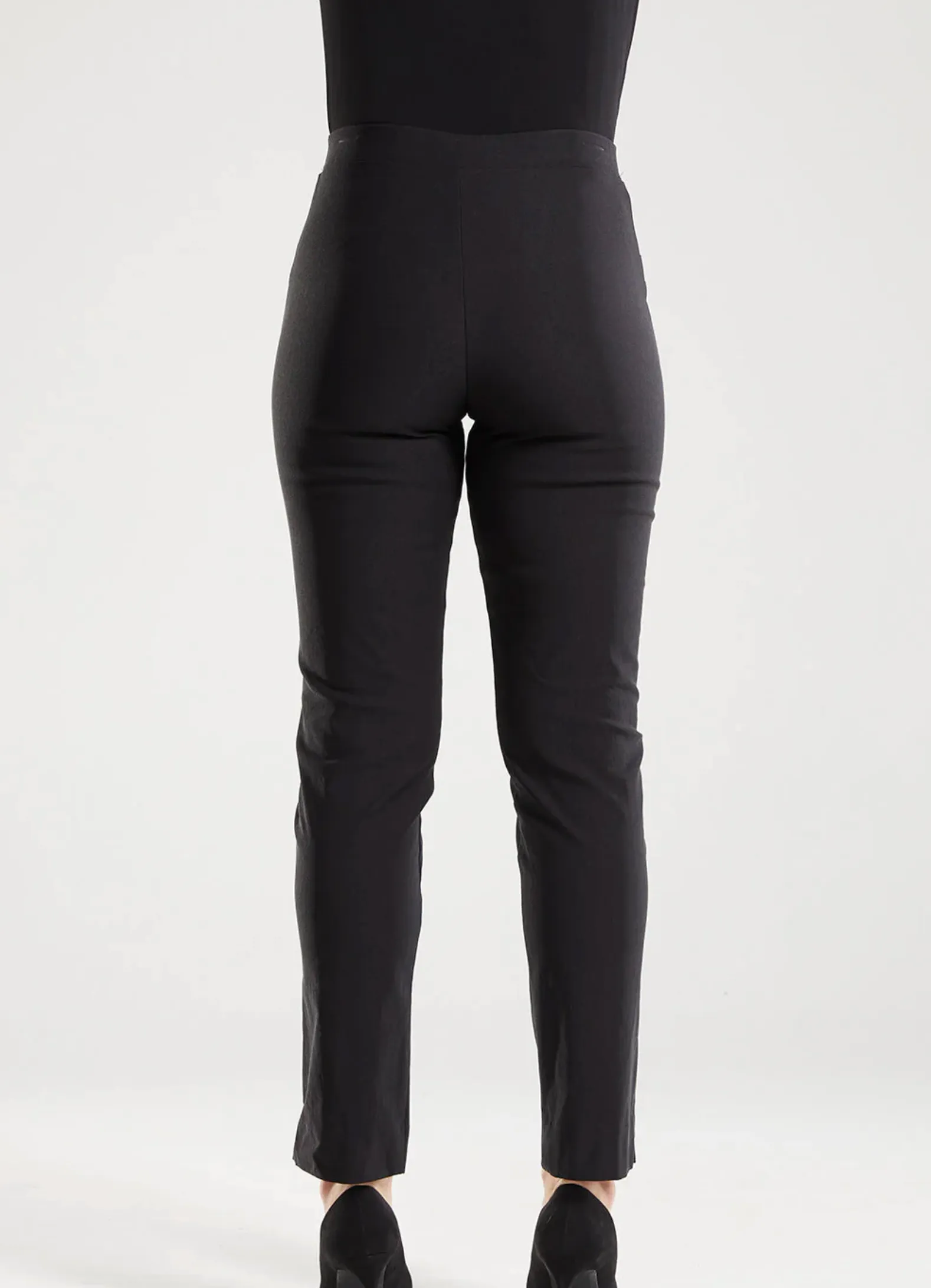 Philosophy Leonie Inner Warmth Bengaline Pocket Pants in Navy