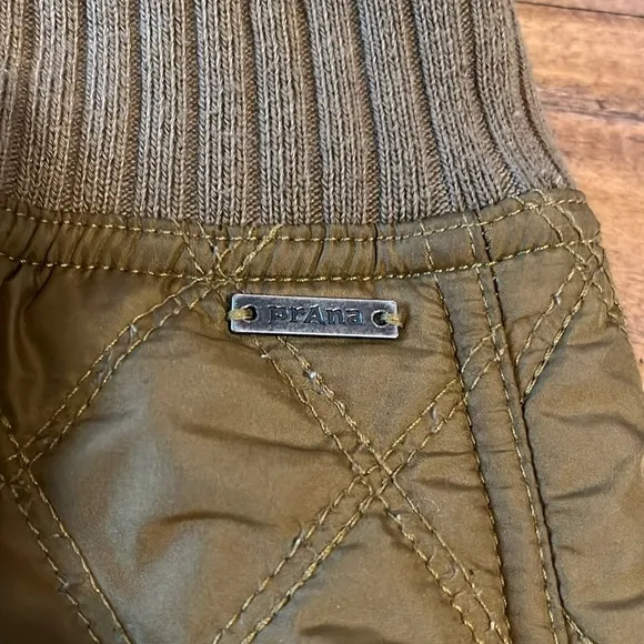 Prana fleece lined skirt