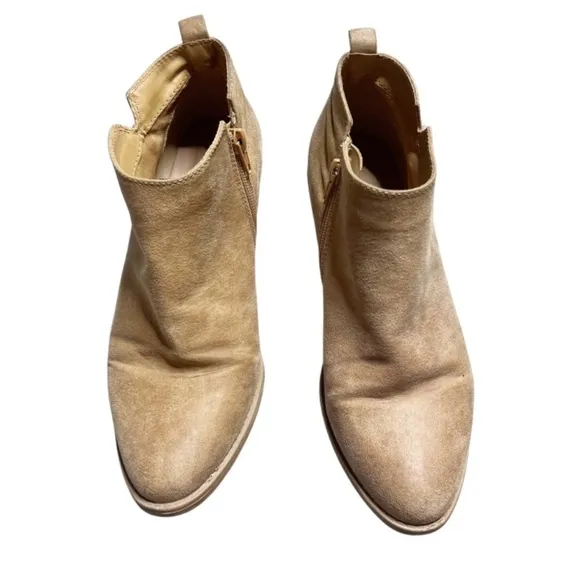 Qupid Women's Suede Chestnut Brown Beige Gold Accent Zip Up Ankle Boot Booties