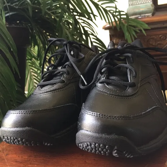 Reebok Slip Resistant Black Sneakers (8.5 Wide D)