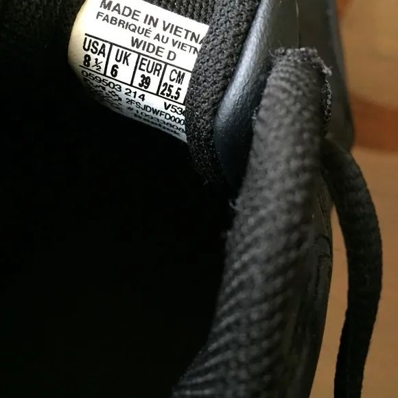 Reebok Slip Resistant Black Sneakers (8.5 Wide D)