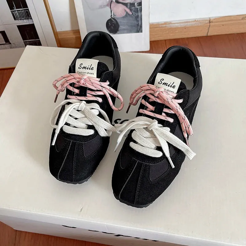 Retro Lacing Breathable Women's Thick Bottom Pleated Casual Sneakers White Shoes