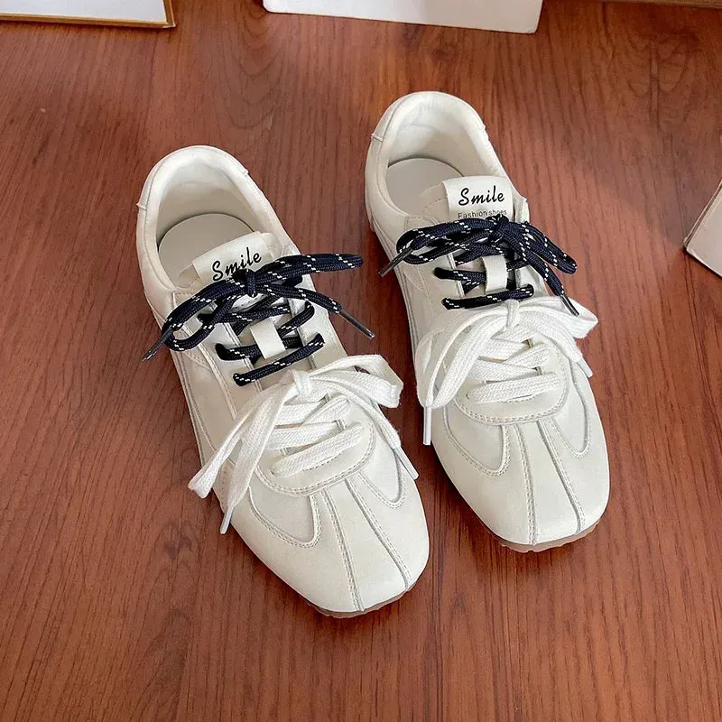 Retro Lacing Breathable Women's Thick Bottom Pleated Casual Sneakers White Shoes