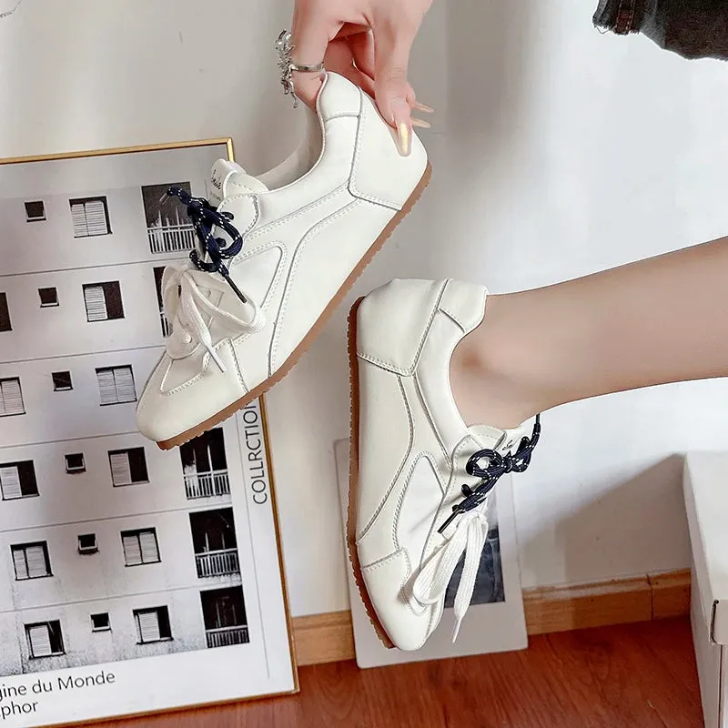 Retro Lacing Breathable Women's Thick Bottom Pleated Casual Sneakers White Shoes