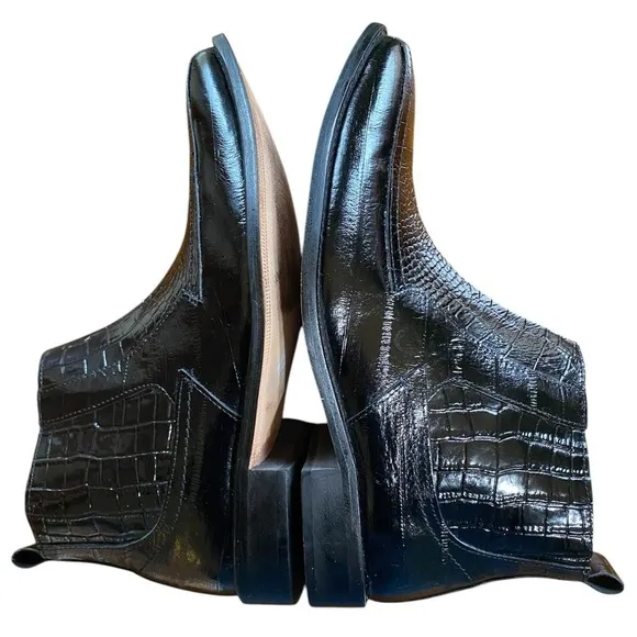 Stacy Adams-Men’s 8.5 black crocodile embossed leather side-zip boots. Like new!