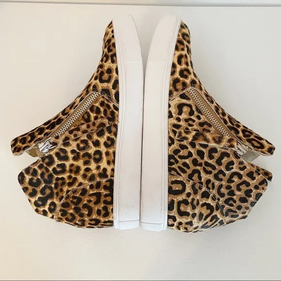 Steve Madden Caliber Leopard Zip Side Sneakers - 7.5