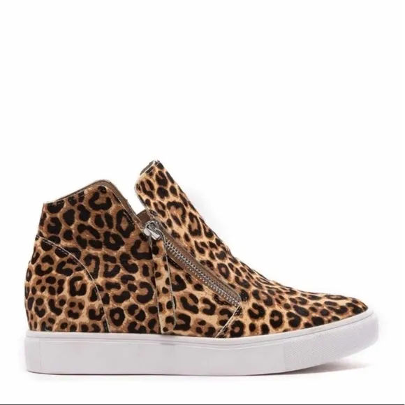 Steve Madden Caliber Leopard Zip Side Sneakers - 7.5