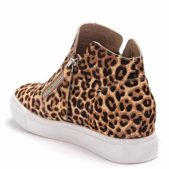 Steve Madden Caliber Leopard Zip Side Sneakers - 7.5