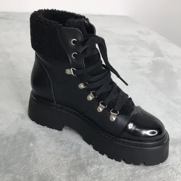 Steve Madden Reyen Black Leather Boots Size 8.5