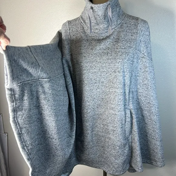 UGG‎ Pichot Double Knit Fleece Poncho Cape High Neck Cozy Comfort Pullover M/L