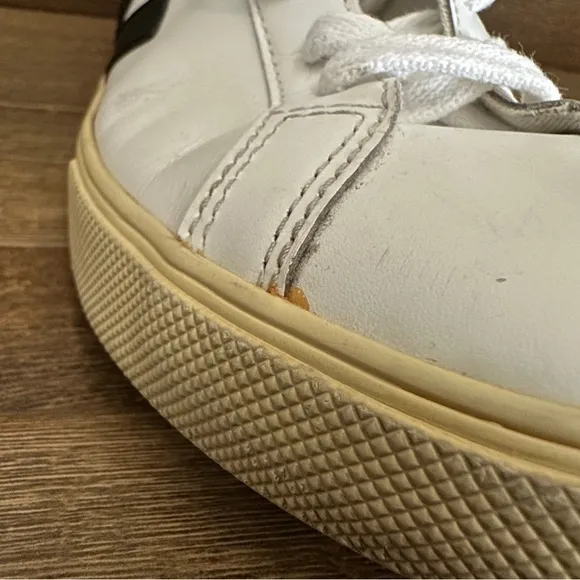 Veja Men's Esplar Leather White Black Sneakers Size 9
