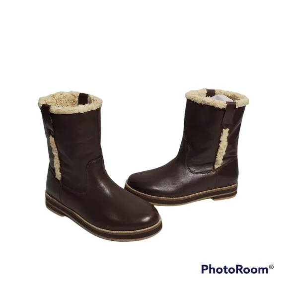 ZARA GIRLS Faux Fur Boots SZ 36 (4 YOUTH)